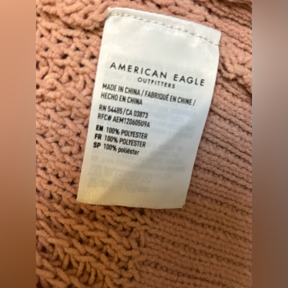 American Eagle Cardigan - Picture 4 of 5